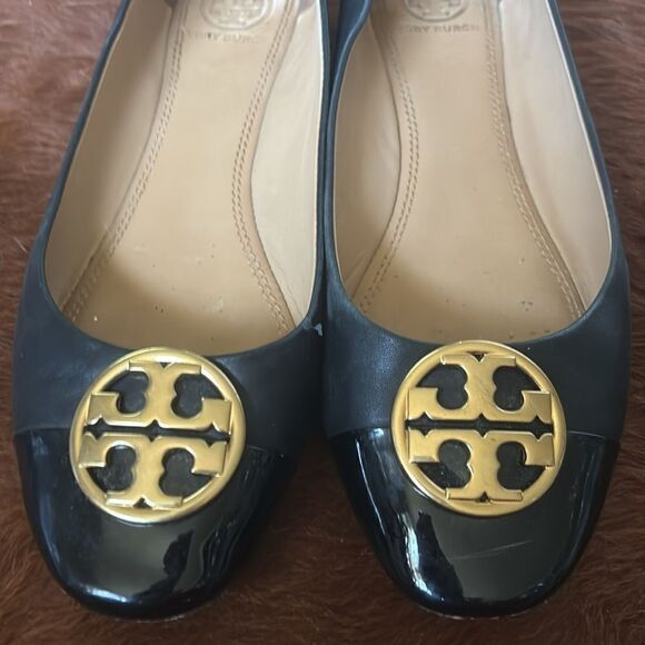 Tory Burch Chelsea Cap-Toe Leather Ballet Flat in Blackk - Picture 5 of 9